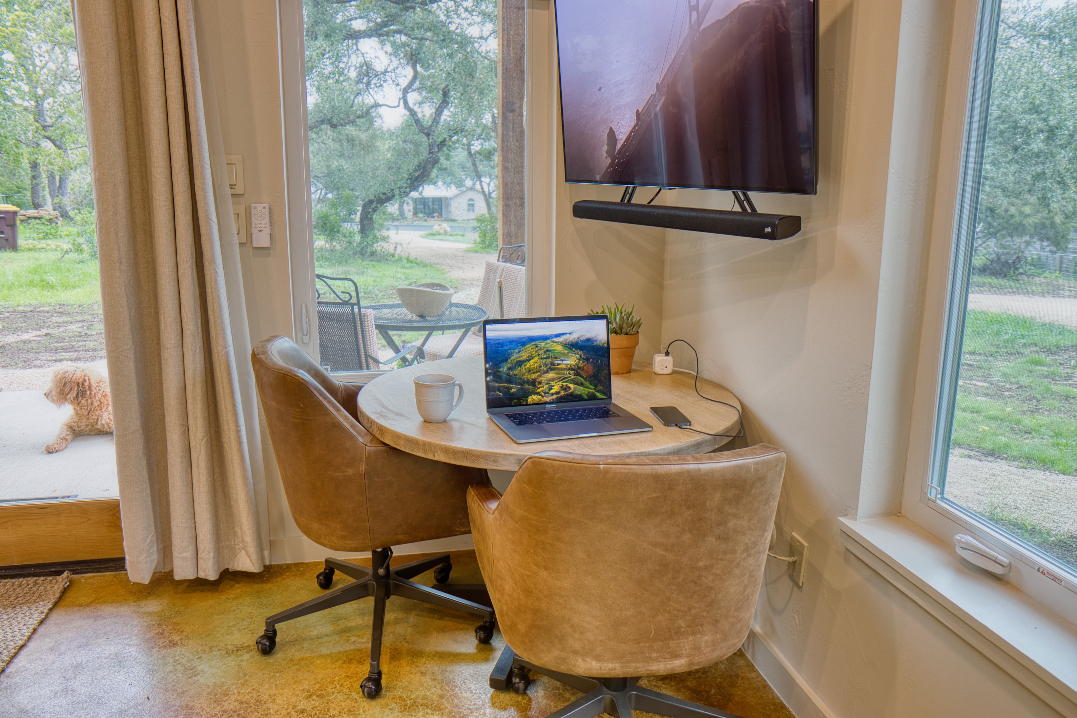 Table &Desk